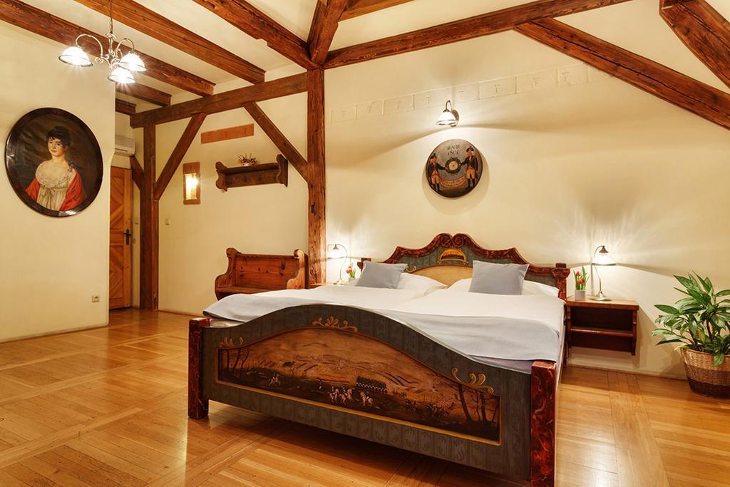 Penzion U Kriveho Psa Frydek-Mistek Room photo