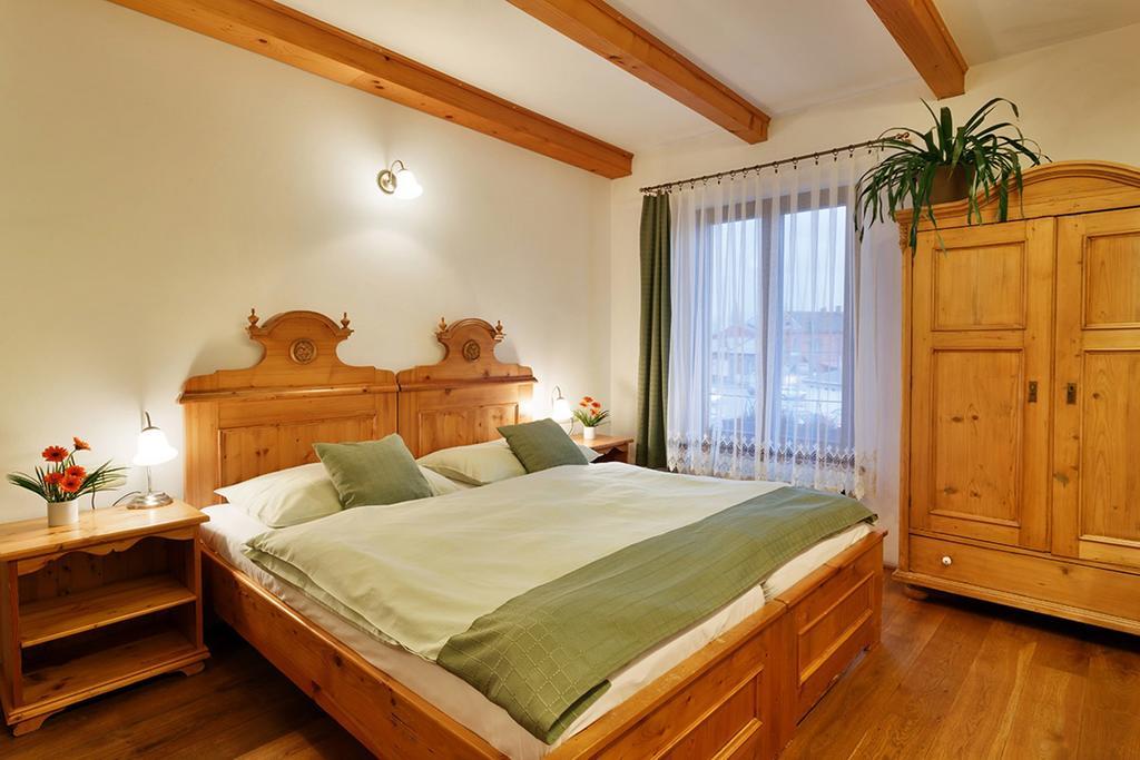 Penzion U Kriveho Psa Frydek-Mistek Room photo