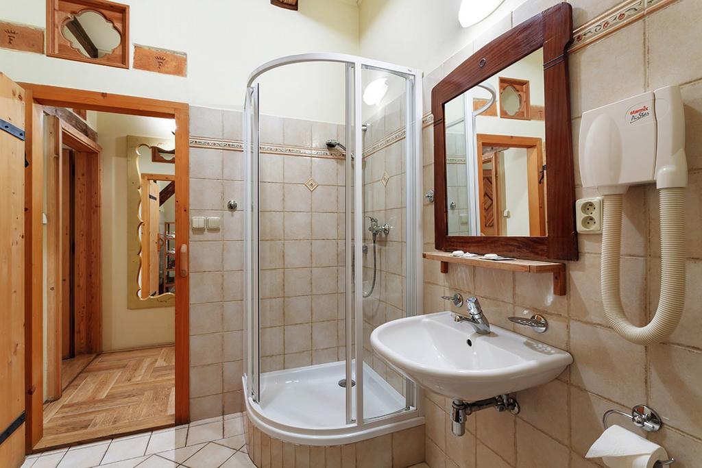 Penzion U Kriveho Psa Frydek-Mistek Room photo